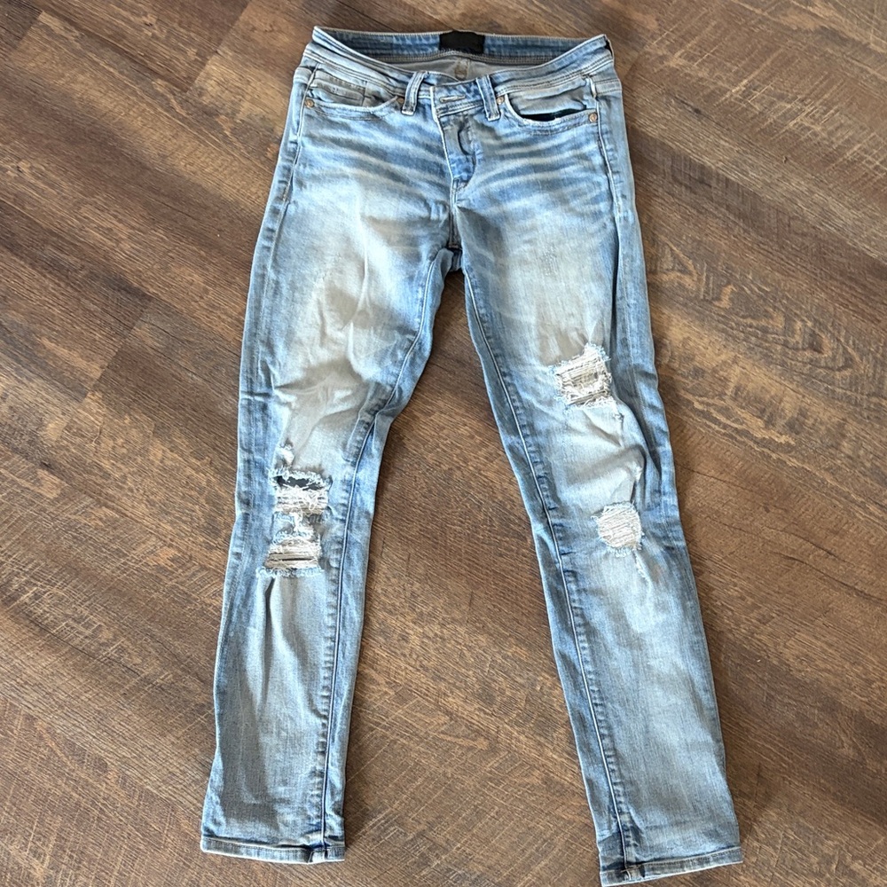 Buckle Light Blue Ripped Skinny Jeans